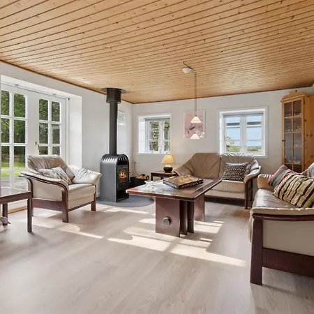 Sigbritt - 3-7km From The Sea By Interhome