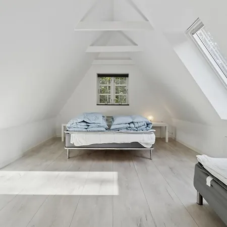 Sigbritt - 3-7km From The Sea By Interhome